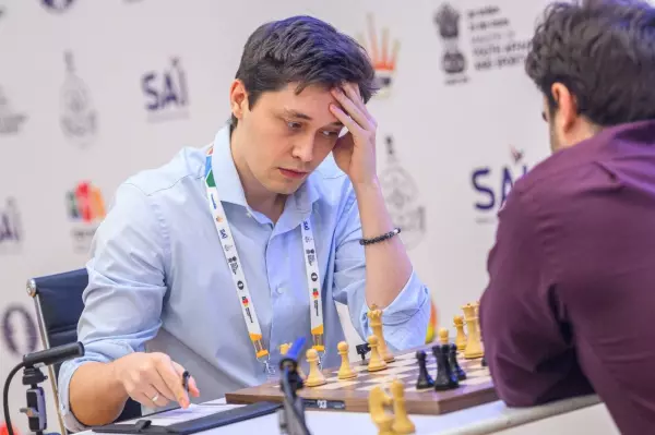 Фото к материалу: За шаг до финала: донской гроссмейстер проиграл шахматисту из Китая на чемпионате мира