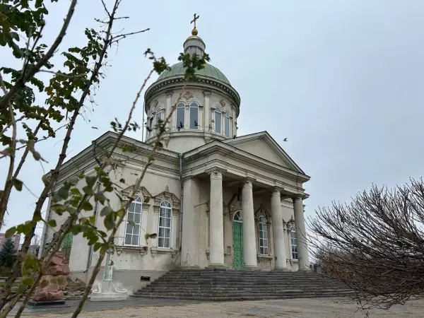 Фото к материалу: Армянская святыня Ростова: старейшая церковь Сурб Хач нуждается в ремонте