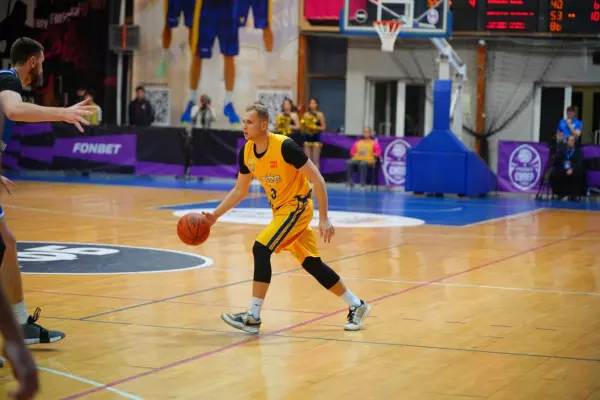 Фото к материалу: Ростовский «БАРС-РГЭУ» проиграл на домашней площадке «Динамо»