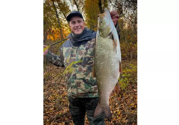 Фото к материалу: Заядлый рыбак из Ростовской области поймал в Дону крупного жереха