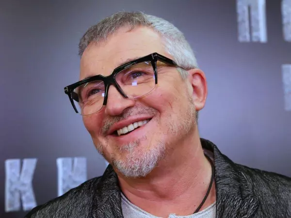 Фото к материалу: Ростов, работа на ТВ, развод и громкий секс-скандал: Дмитрий Дибров отмечает 66-летие