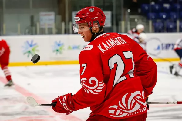 Фото к материалу: Нападающий ХК «Ростов» Даниил Калмыков покидает команду