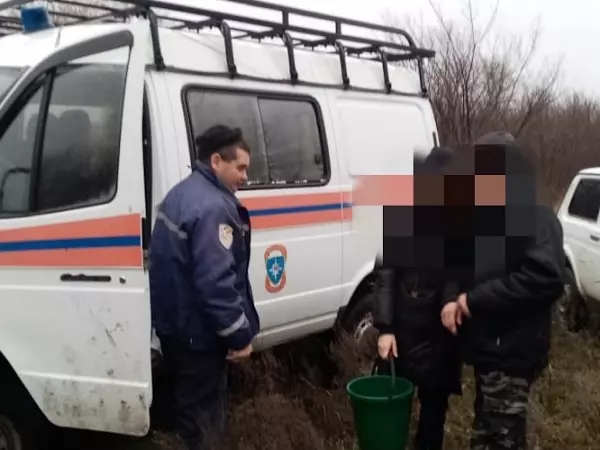 Фото к материалу: В Ростовской области спасатели помогли заблудившемуся грибнику
