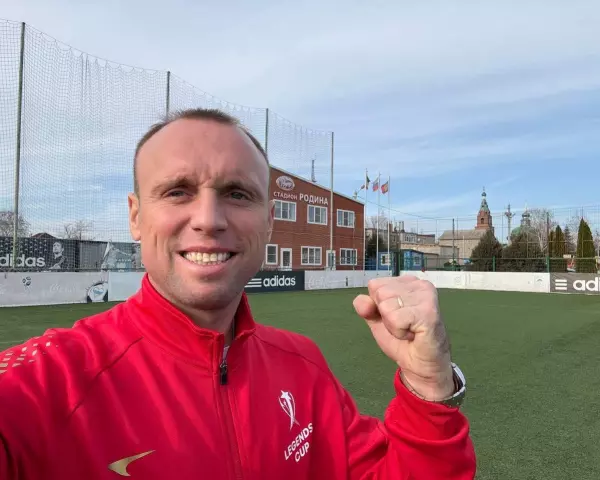 Фото к материалу: Донской футболист Денис Глушаков попал в «Миротворец»