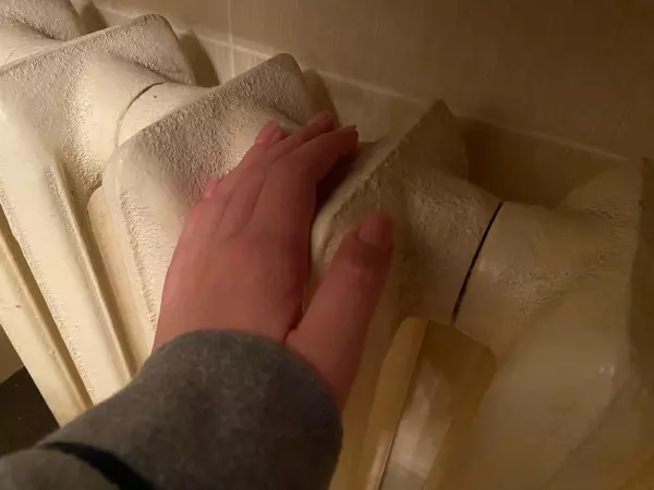 Фото к материалу: В Гуково из-за атаки беспилотников без тепла остались 128 многоэтажек