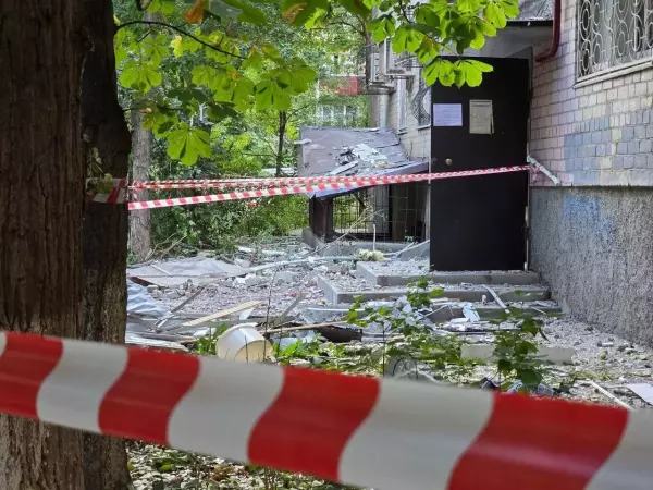 Фото к материалу: В трех районах Ростова ликвидировали последствия атаки БПЛА