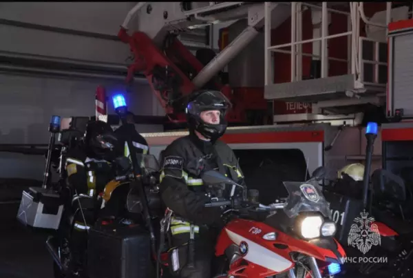 Фото к материалу: За минувшие сутки донские спасатели потушили четыре пожара и ликвидировали последствия пяти ДТП