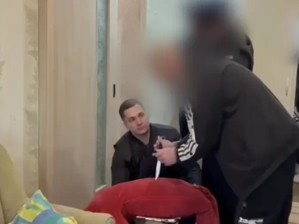 Фото к материалу: Пострадавшая в поножовщине батайчанка третий день находится в реанимации