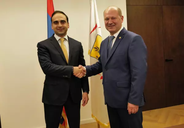 Фото к материалу: 20 лет партнёрства: Ростов и Ереван укрепляют связи