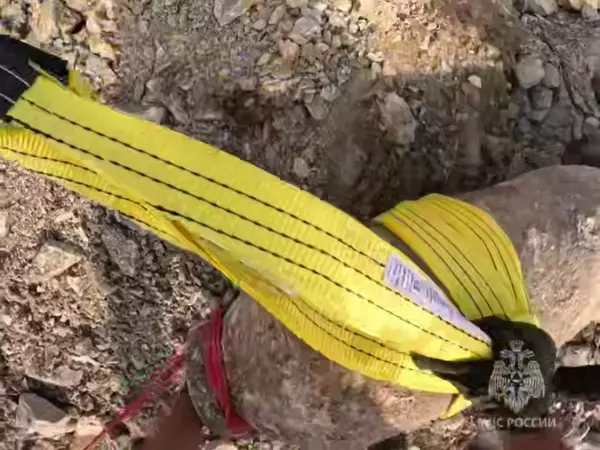 Фото к материалу: Донские саперы обезвредили немецкую бомбу времен ВОВ на Кубани