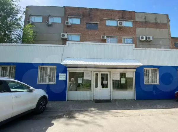 Фото к материалу: В Ростове на торги за 121 миллион рублей выставили помещение московской сети аптек