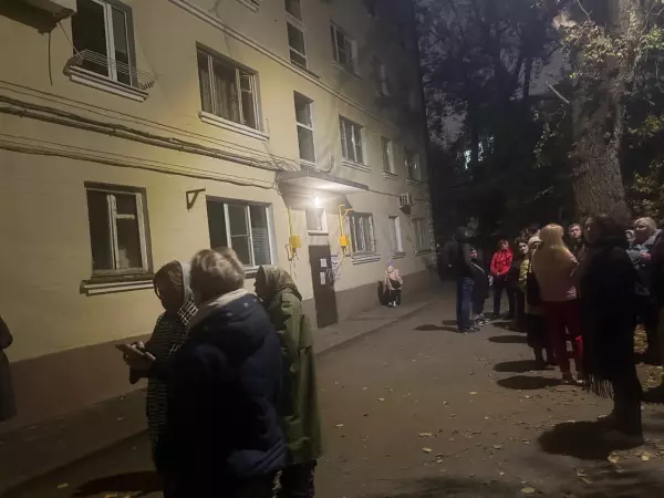 Фото к материалу: В Ростове состояние дома на Ивановского ухудшилось после эвакуации жителей