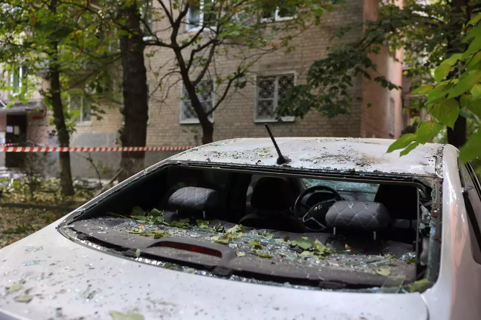 В Ростовской области утвердили порядок выплат за поврежденные от атак БПЛА автомобили