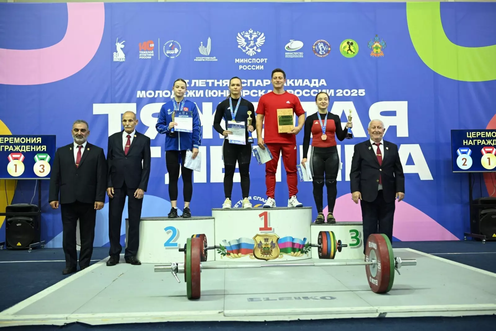 В Ростовской области спортсмены и их тренеры получат премию за победы в юниорской спартакиаде