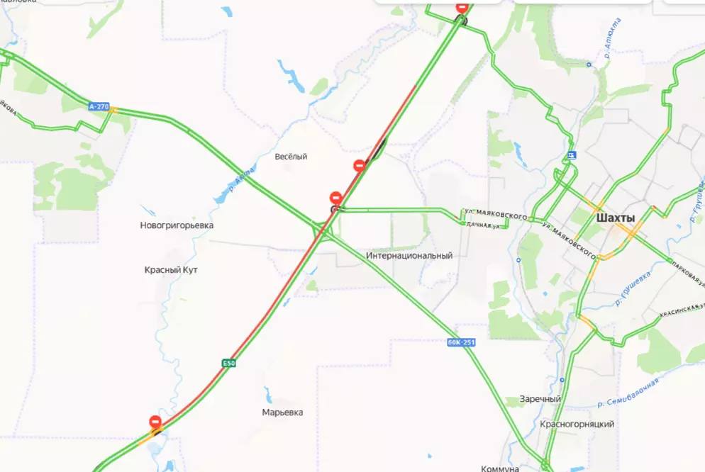 Адская пробка сковала движение на М-4 «Дон» в районе Шахт