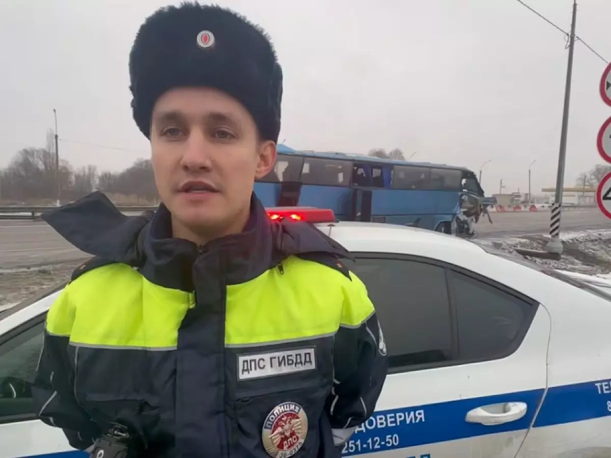 Водитель автобуса из Таганрога попал в массовое ДТП на трассе М-4: есть пострадавшие 