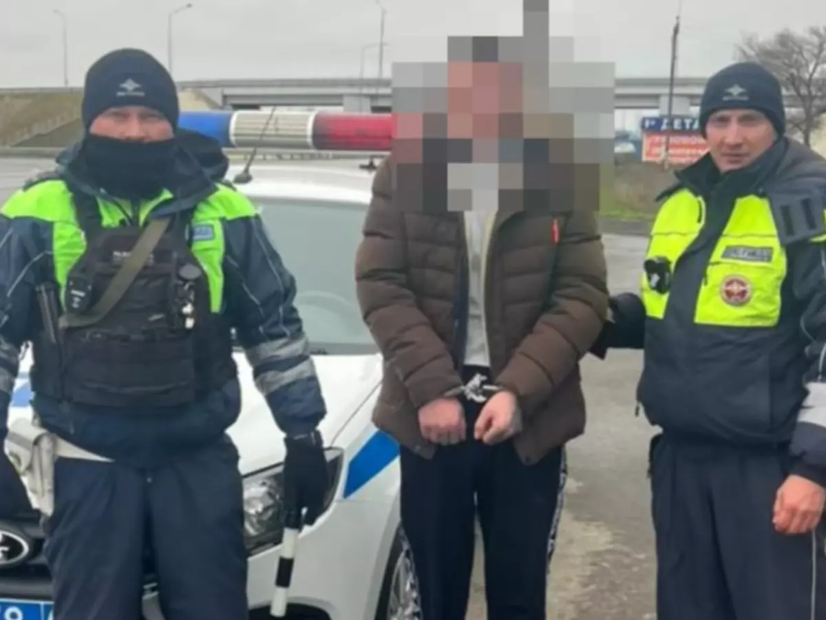 В Ростовской области задержали мужчину, угнавшего автомобиль в Ставрополе