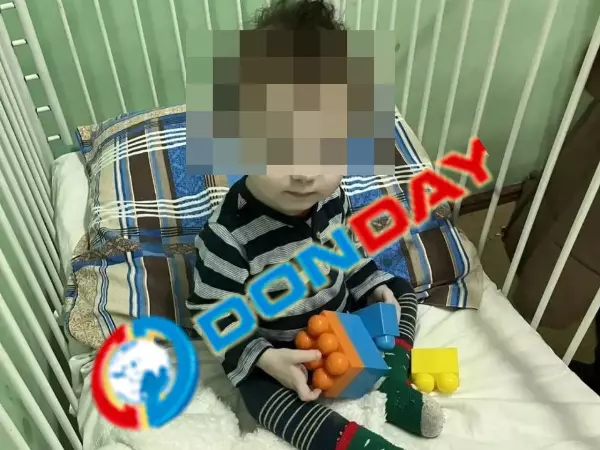 Найденному в подъезде ребенку в Ростовской области найдут новую семью