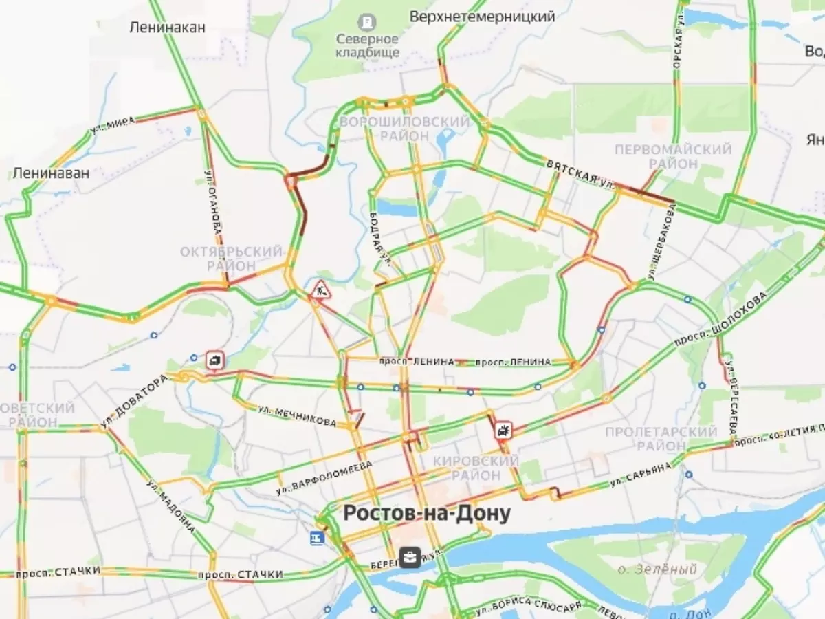 Ростов в вечерний час-пик сковали семибалльные пробки