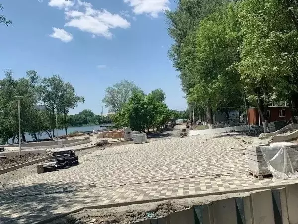 Юрий Слюсарь: Центральную часть парка «Дружба» в Ростове обновят к 2026 году