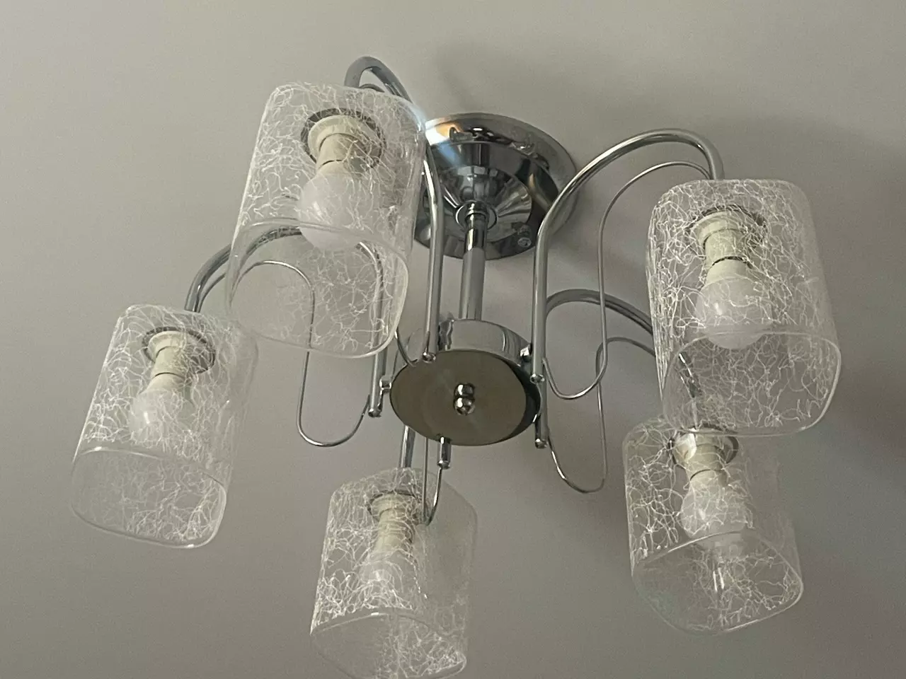 Из-за атаки беспилотников в Ростовской области без света остались 250 человек