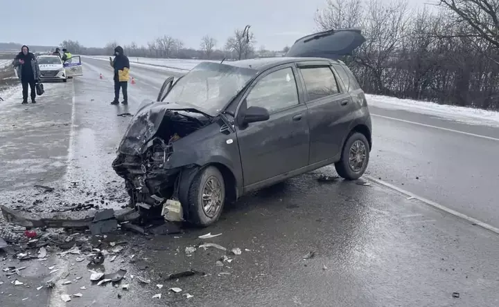 Четверо пострадали, один погиб: в Ростовской области произошло жуткое ДТП