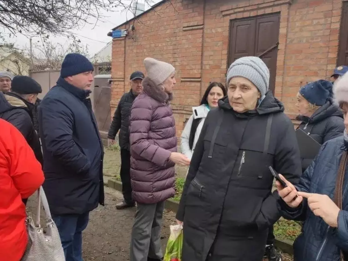 Еще пять домов в Таганроге получили повреждения, после разминирования обломков БПЛА