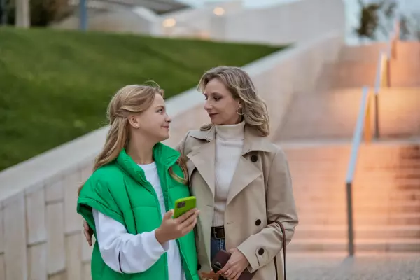 Фото к материалу: Юным россиянам подарят сим-карту вместе с первым паспортом