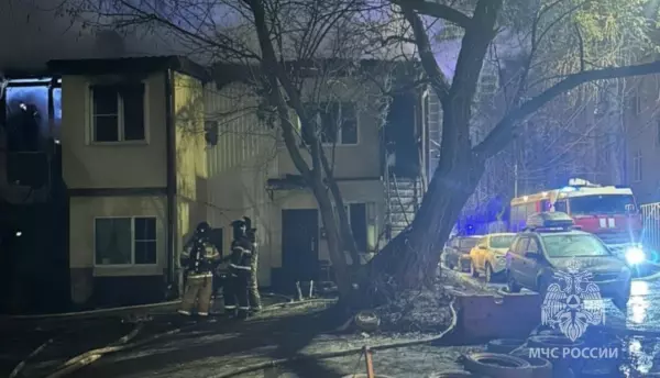 Фото к материалу: Крупный пожар потушили в многоквартирном доме на Пушкинской в Ростове