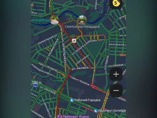 Фото к материалу: Страшная пробка сковала движение в Ростове в сторону Военведа