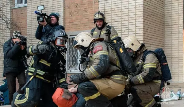 Фото к материалу: За сутки в Ростовской области спасатели ликвидировали пять техногенных пожаров