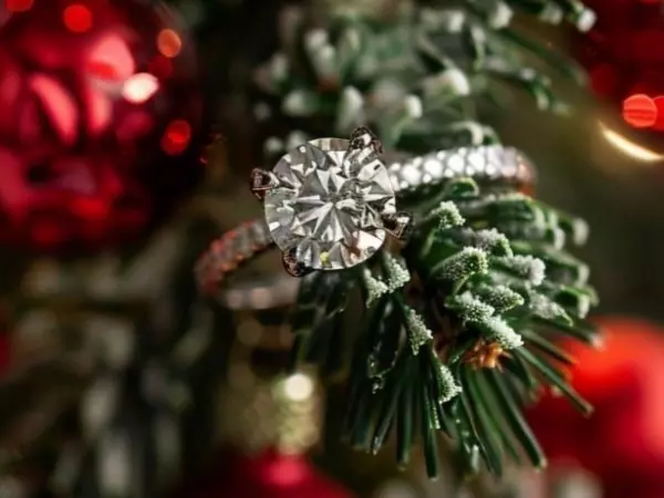 Фото к материалу: Для любви и исполнения желаний: ростовчанам рассказали, как правильно украсить новогоднюю ель