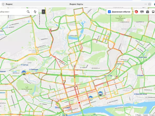 Фото к материалу: Ростов-на-Дону сковали восьмибалльные пробки 12 декабря