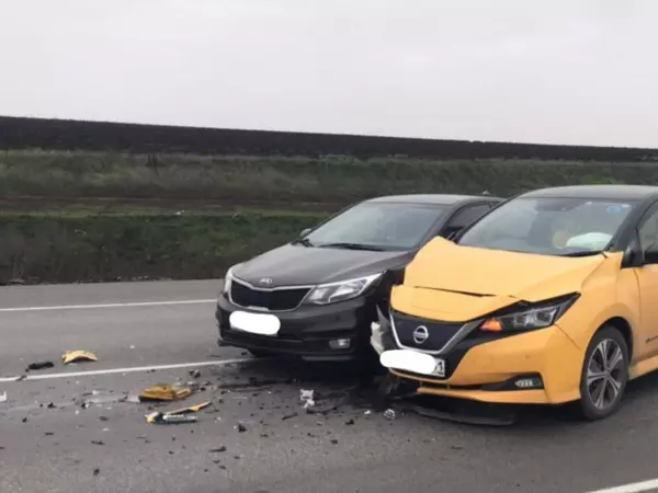 Фото к материалу: На трассе Ростовской области в ДТП пострадал 10-летний ребенок