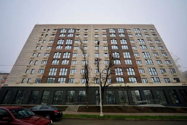 Фото к материалу: Квартиры у моря: ГК «ЮгСтройИнвест» сдала три новых дома «Резиденция» в Мариуполе