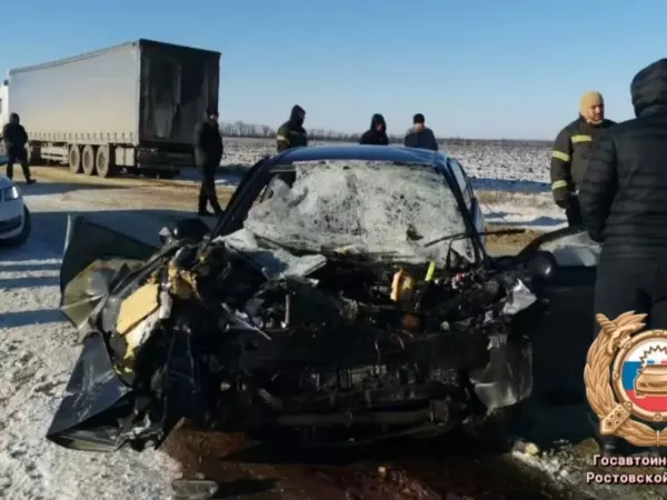 Фото к материалу: Смяло, как консервную банку: один человек погиб и трое пострадали в жуткой аварии в Ростовской области