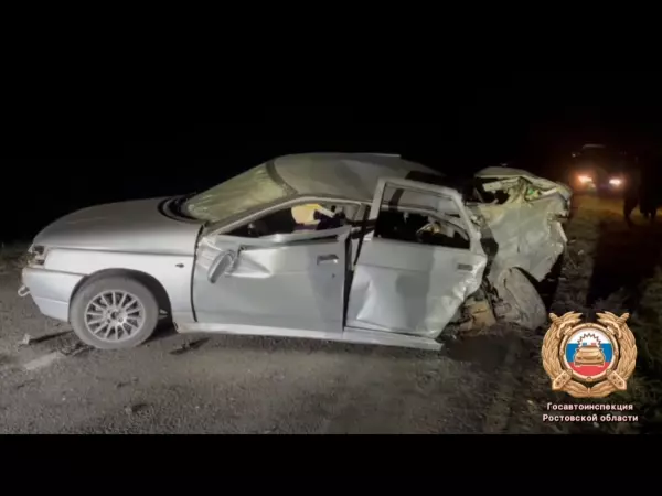 Фото к материалу: Багажник — всмятку: три человека получили травмы после ДТП в Ростовской области