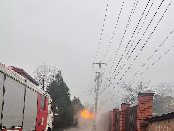 Фото к материалу: В Ростове на Мичуринской из-за утечки газа произошел пожар 