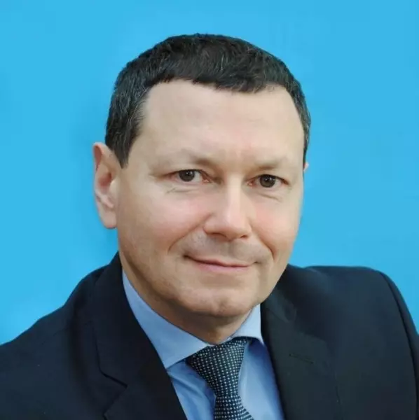 Фото к материалу: Глава администрации Кагальницкого района Владимир Бартеньев ушел в отставку