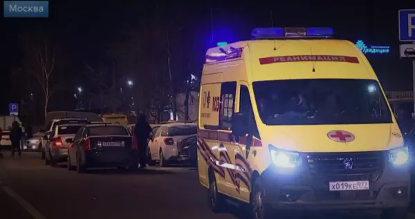 Фото к материалу: Два сотрудника ДПС пострадали при взрыве автомобиля в Москве