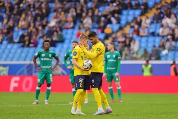 Фото к материалу: ФК «Ростов» оштрафовали после матча с «Локомотивом»