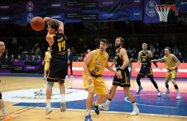 Фото к материалу: «БАРС-РГЭУ» проиграл «Химкам» в овертайме