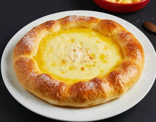 Фото к материалу: В минобр Ростовской области объяснили цены на булочики в школах