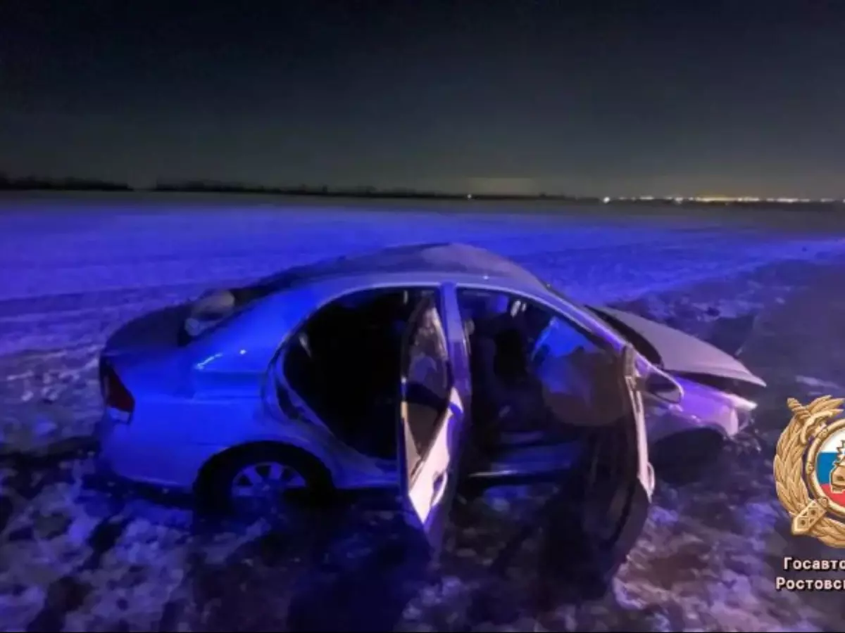 В Ростовской области шестилетний ребенок пострадал в ДТП с «перевертышем»