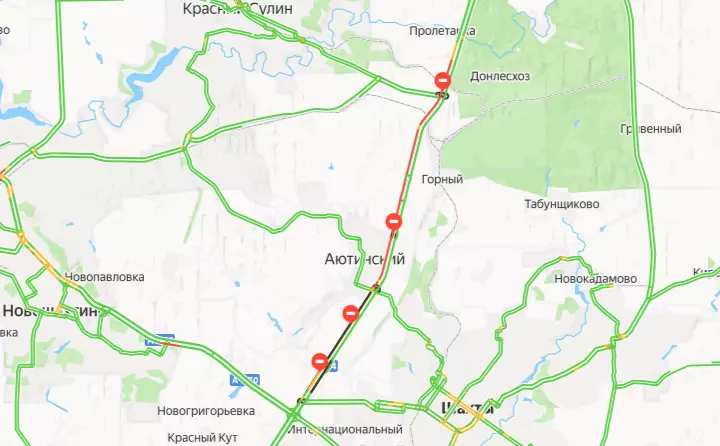 Пробка из-за ДТП и дорожных работ на М-4 «Дон» возле Шахт увеличилась до 17 километров