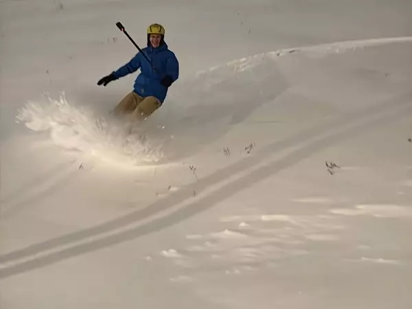 Ростовчане устроили езду на сноубордах прямо по улицам города