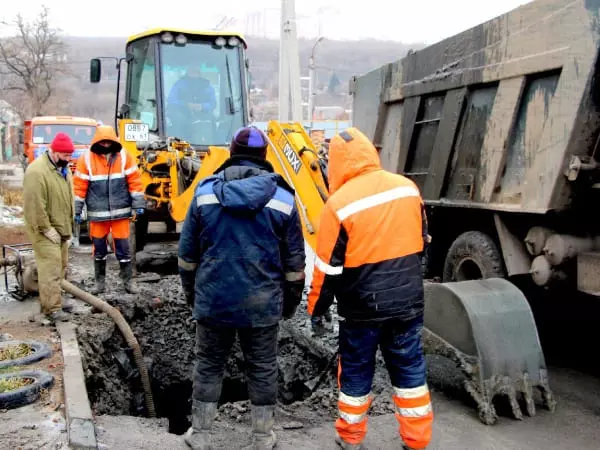 Несколько районов Ростова остались без холодной воды накануне Рождества