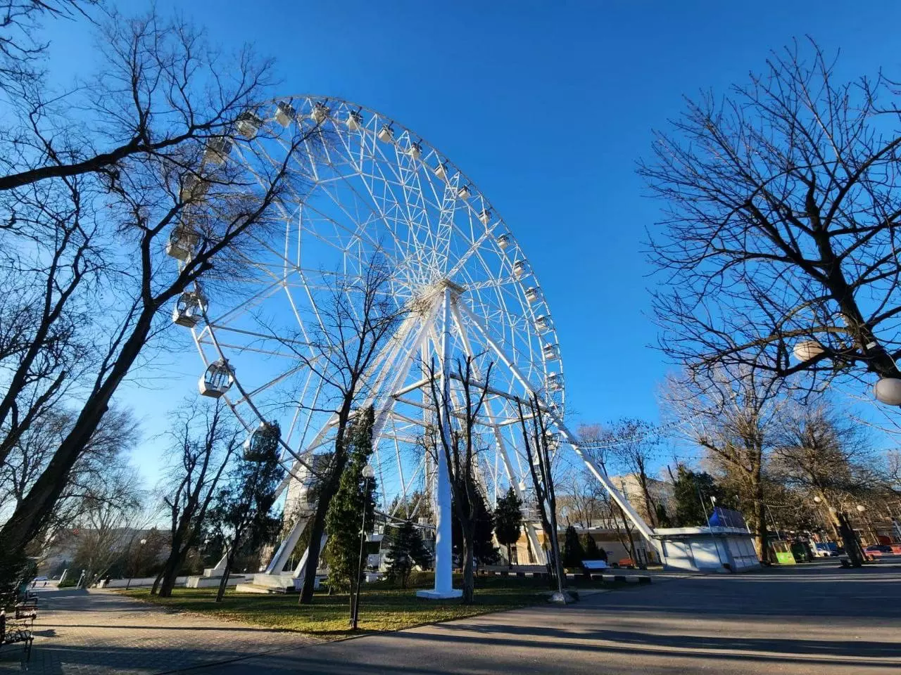 В Ростове временно перестало работать колесо обозрения 3 января