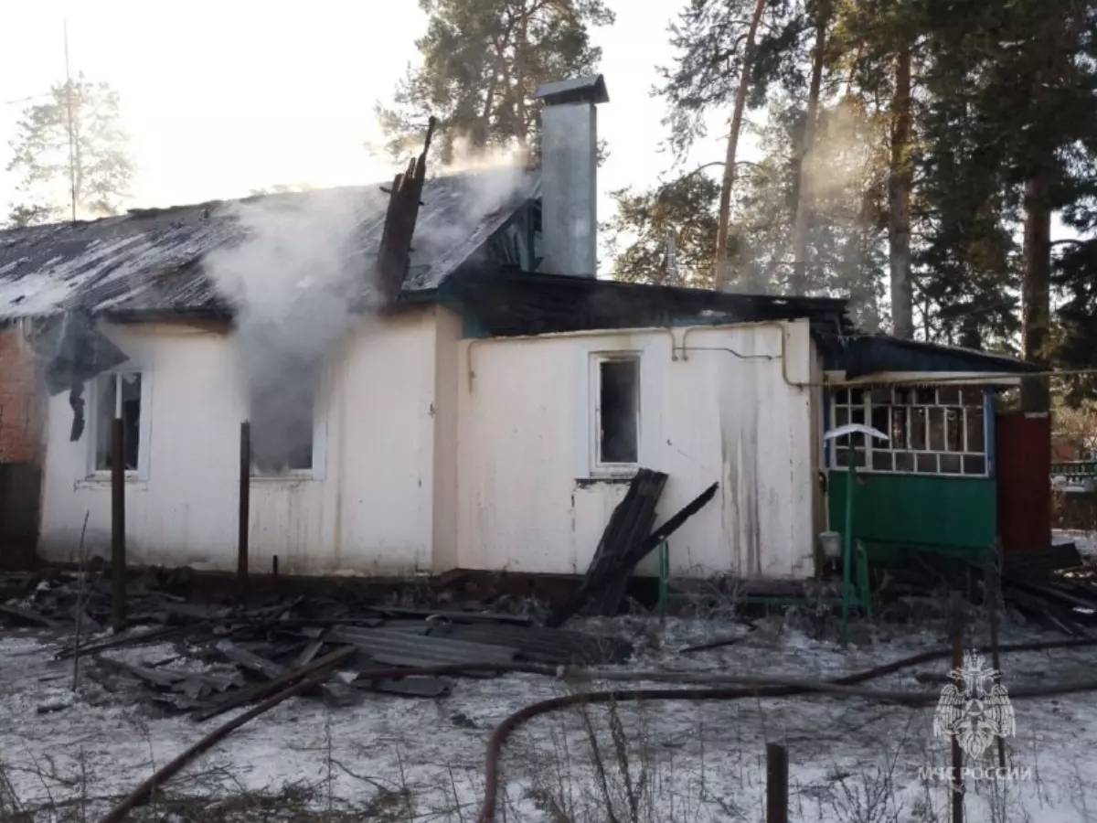 В Ростовской области пенсионер погиб на пожаре под Новый год