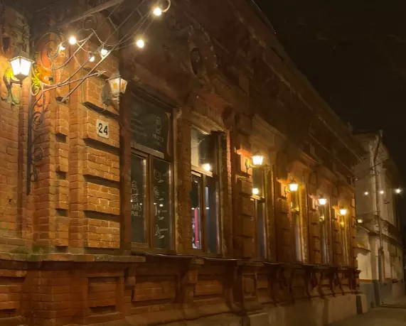 В Ростовской области за 35 млн рублей продают старинный особняк «Дом Рабиновича»